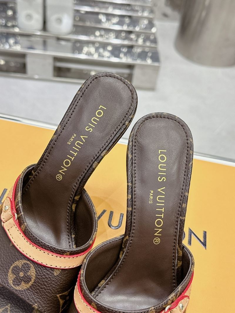 Louis Vuitton Slippers